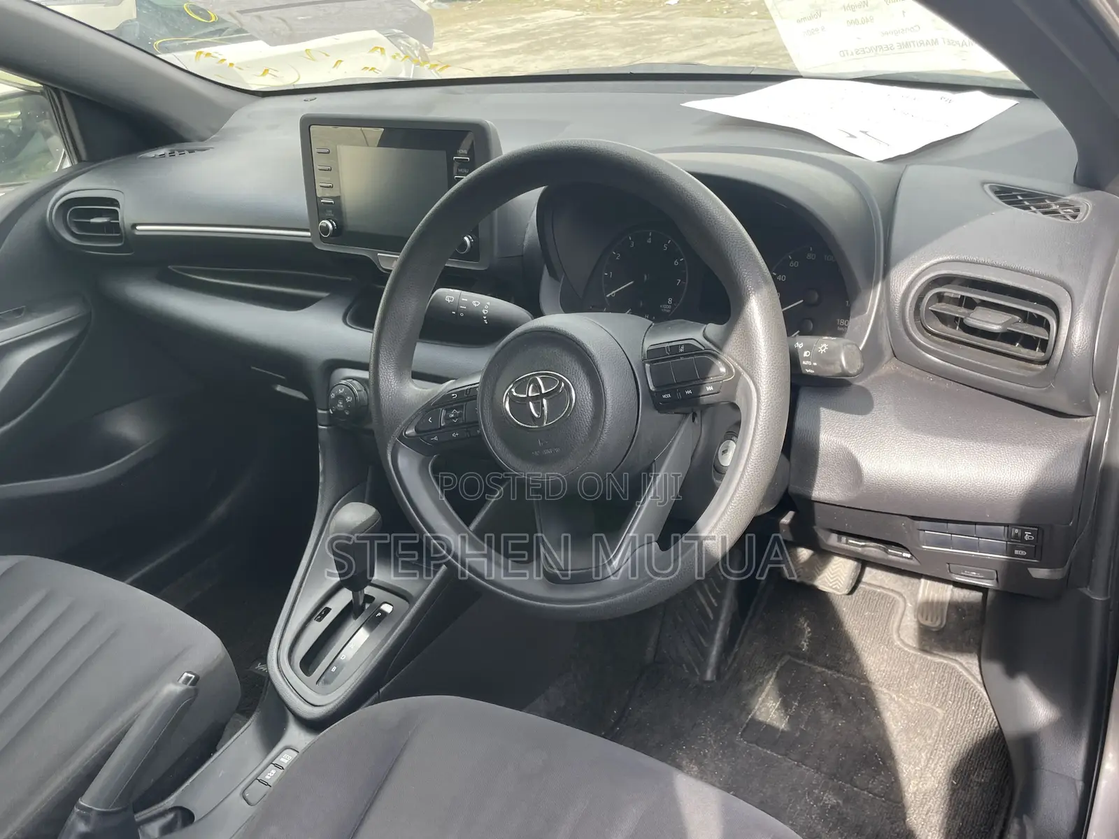 Toyota Yaris 2020 Gray
