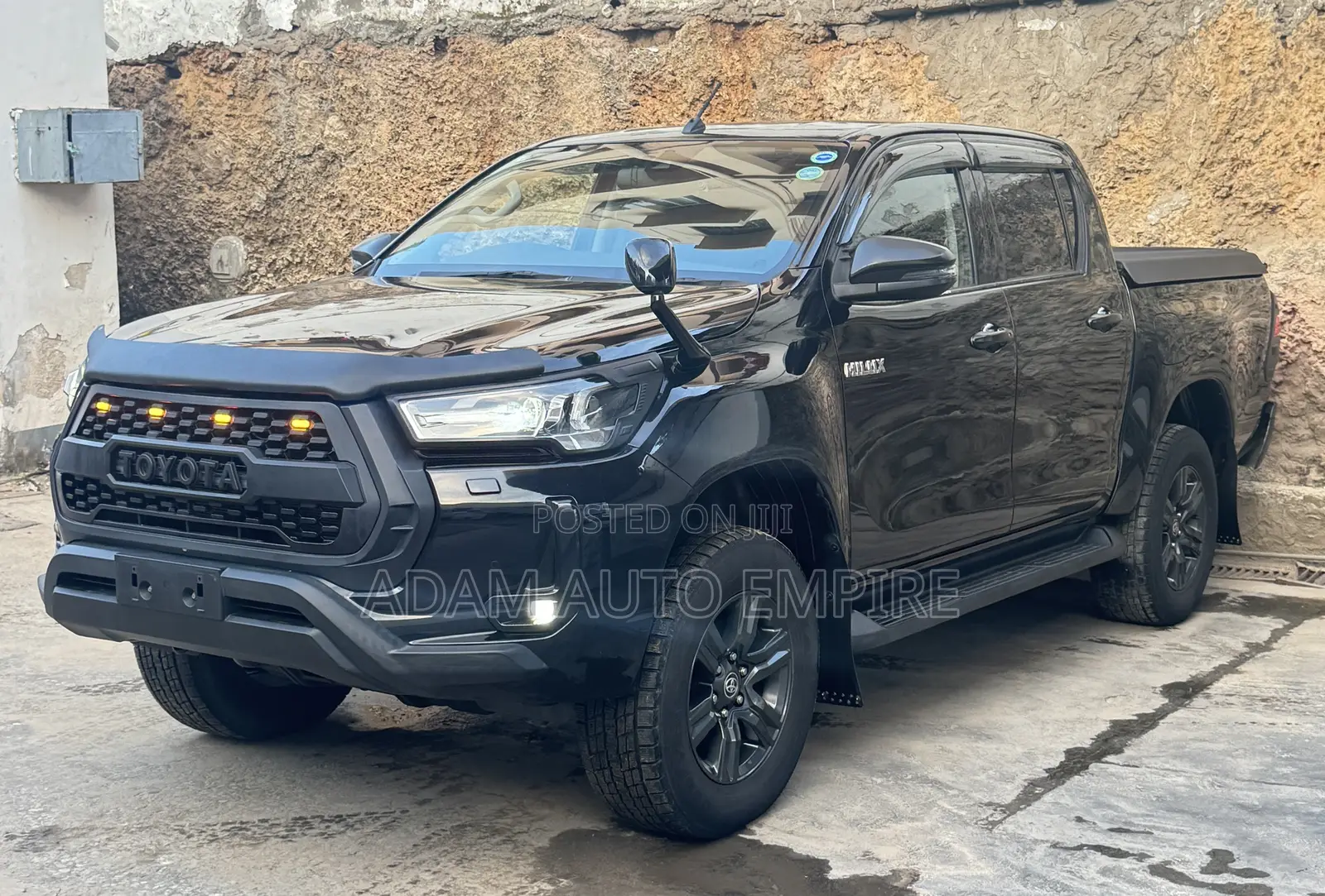 Toyota Hilux 2020 Black