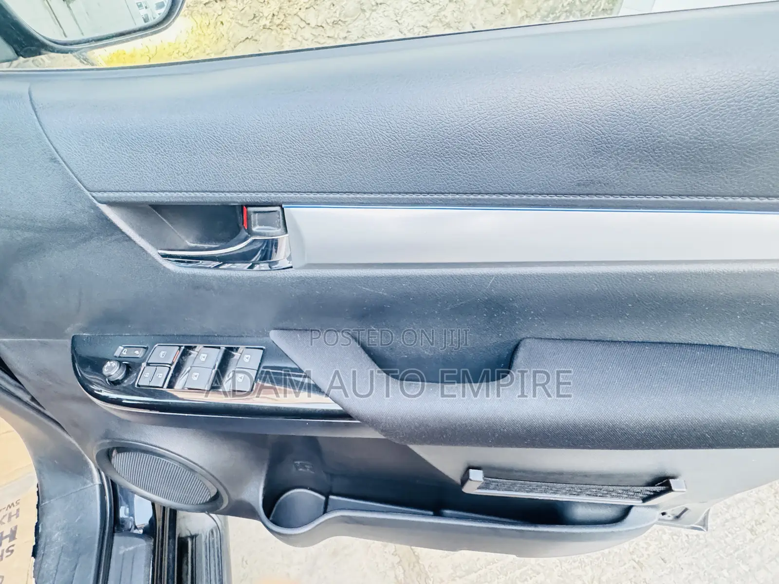 Toyota Hilux 2020 Black