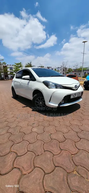 Toyota Vitz 2016 White