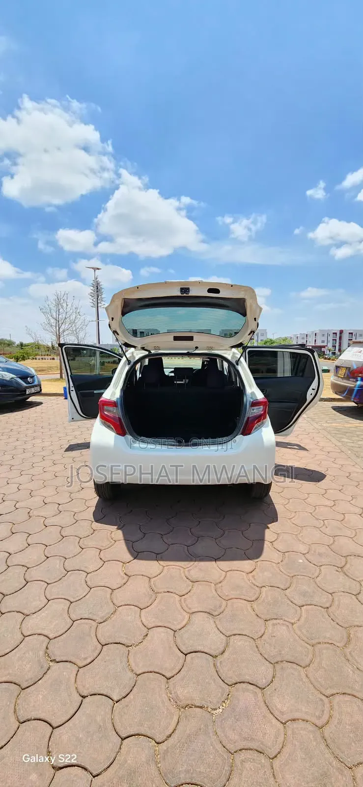 Toyota Vitz 2016 White