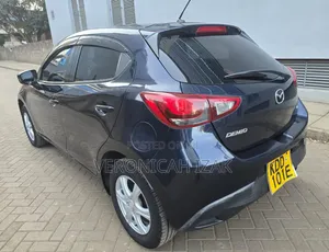 Mazda Demio 2016