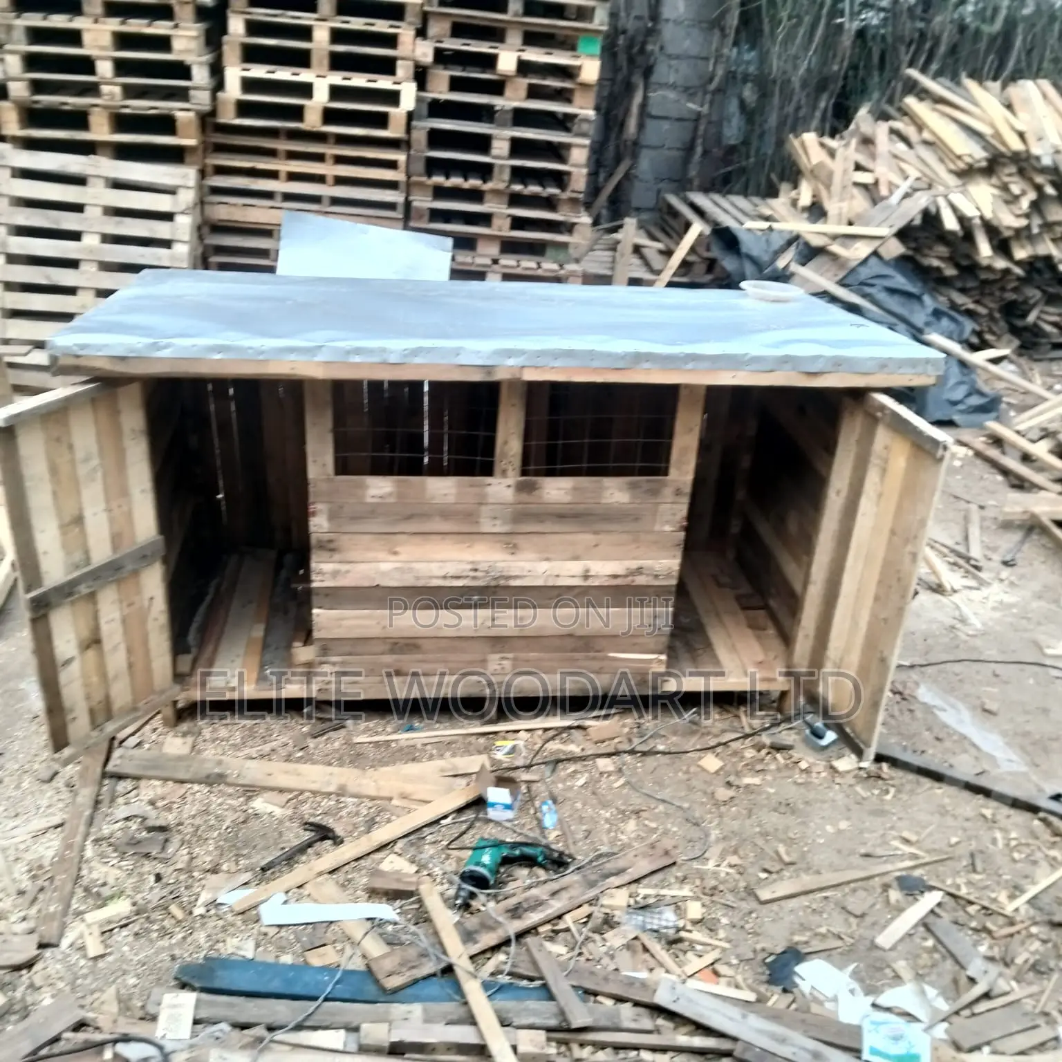Wooden Dog Kennel