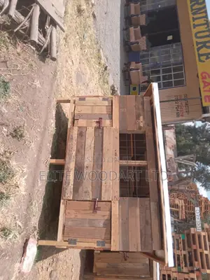 Wooden Dog Kennel