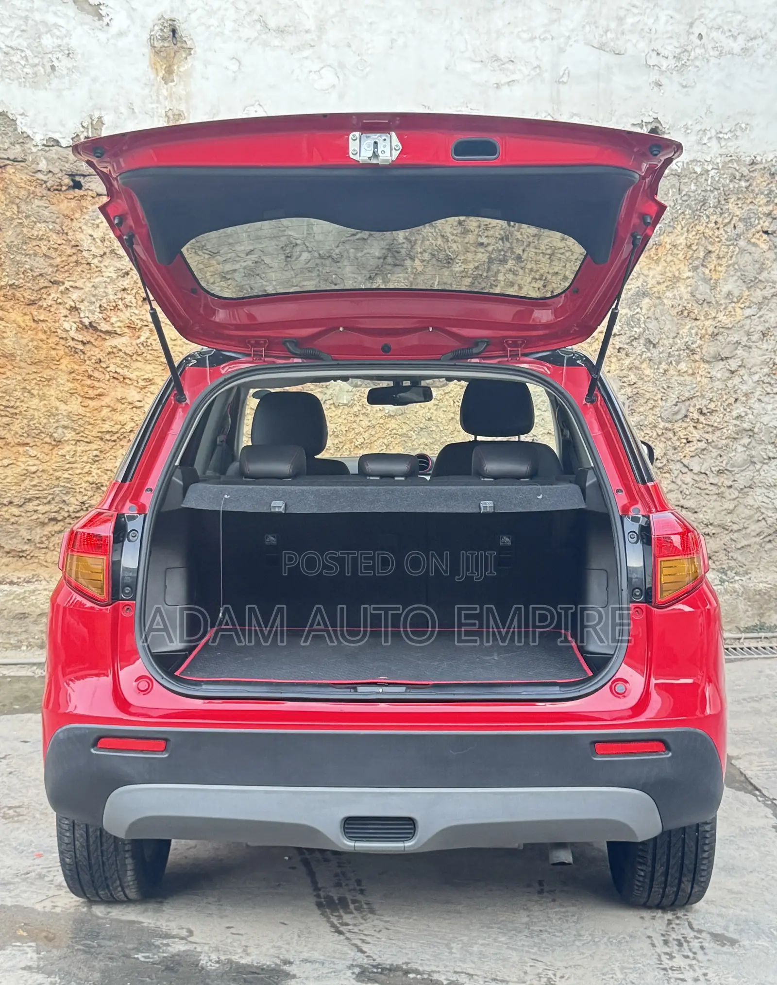 Suzuki Escudo 2019 Red