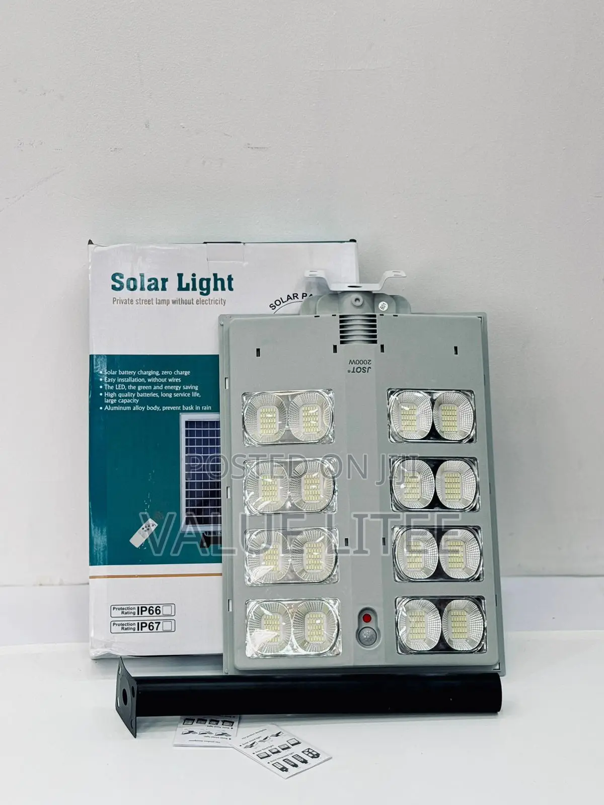 1000 Watts Solar Streetlight LED