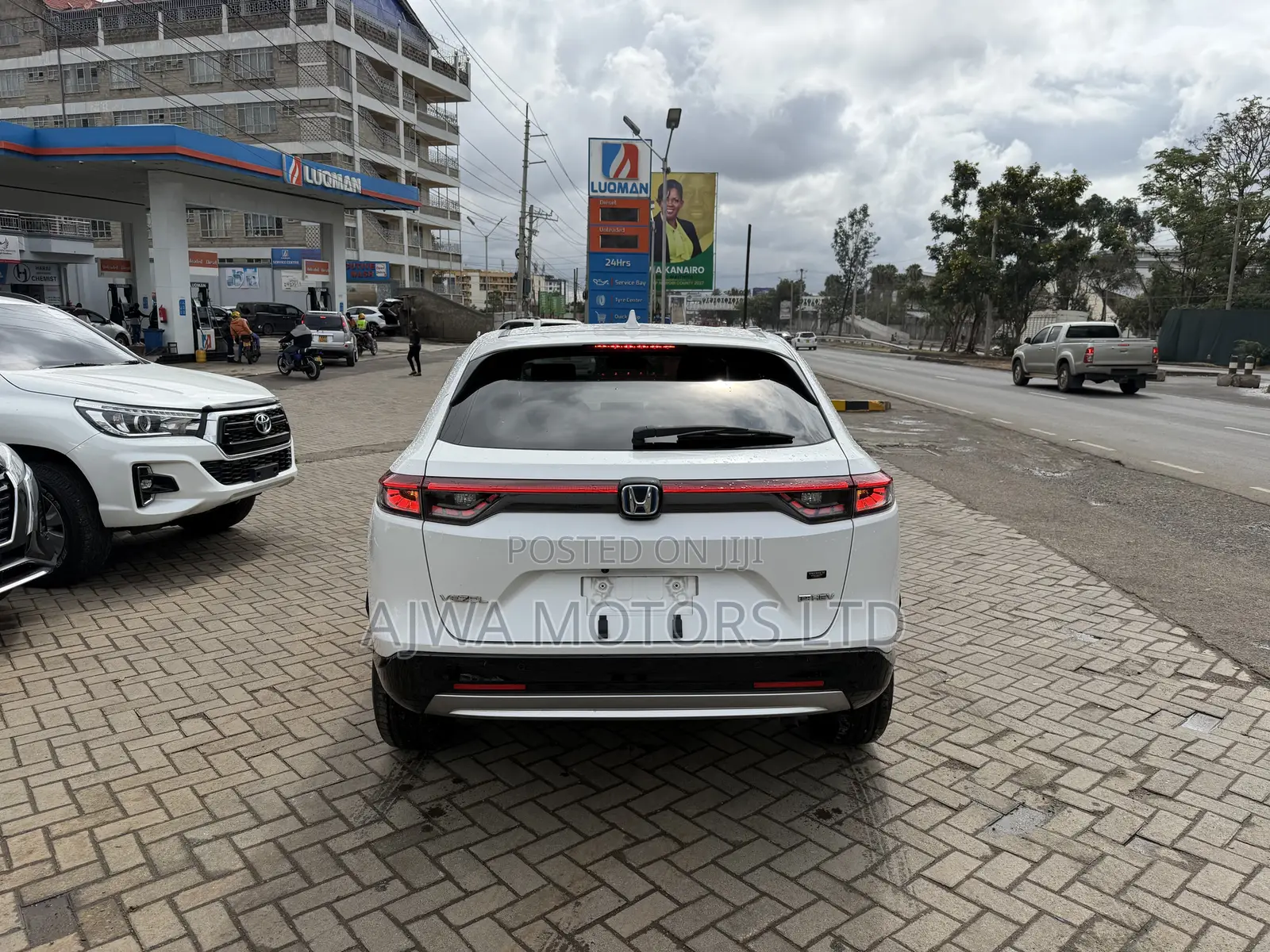 Honda Vezel 1.5 Hybrid 2WD 2021 White