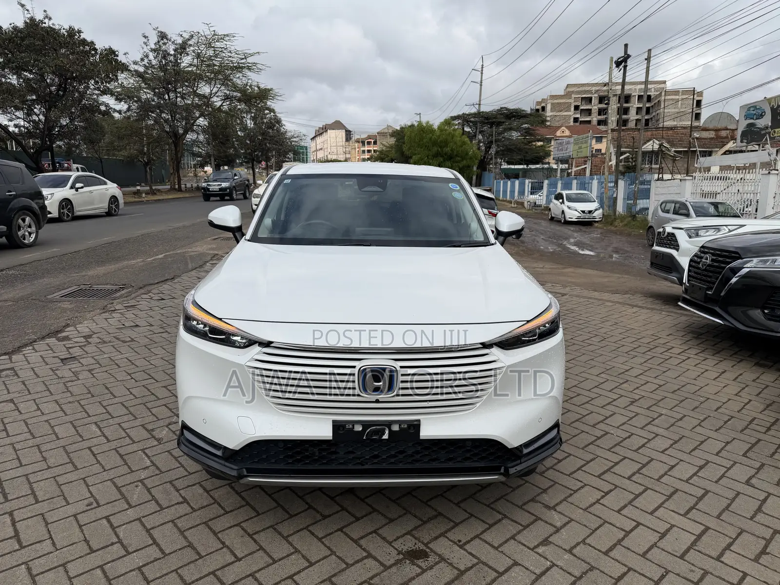 Honda Vezel 1.5 Hybrid 2WD 2021 White