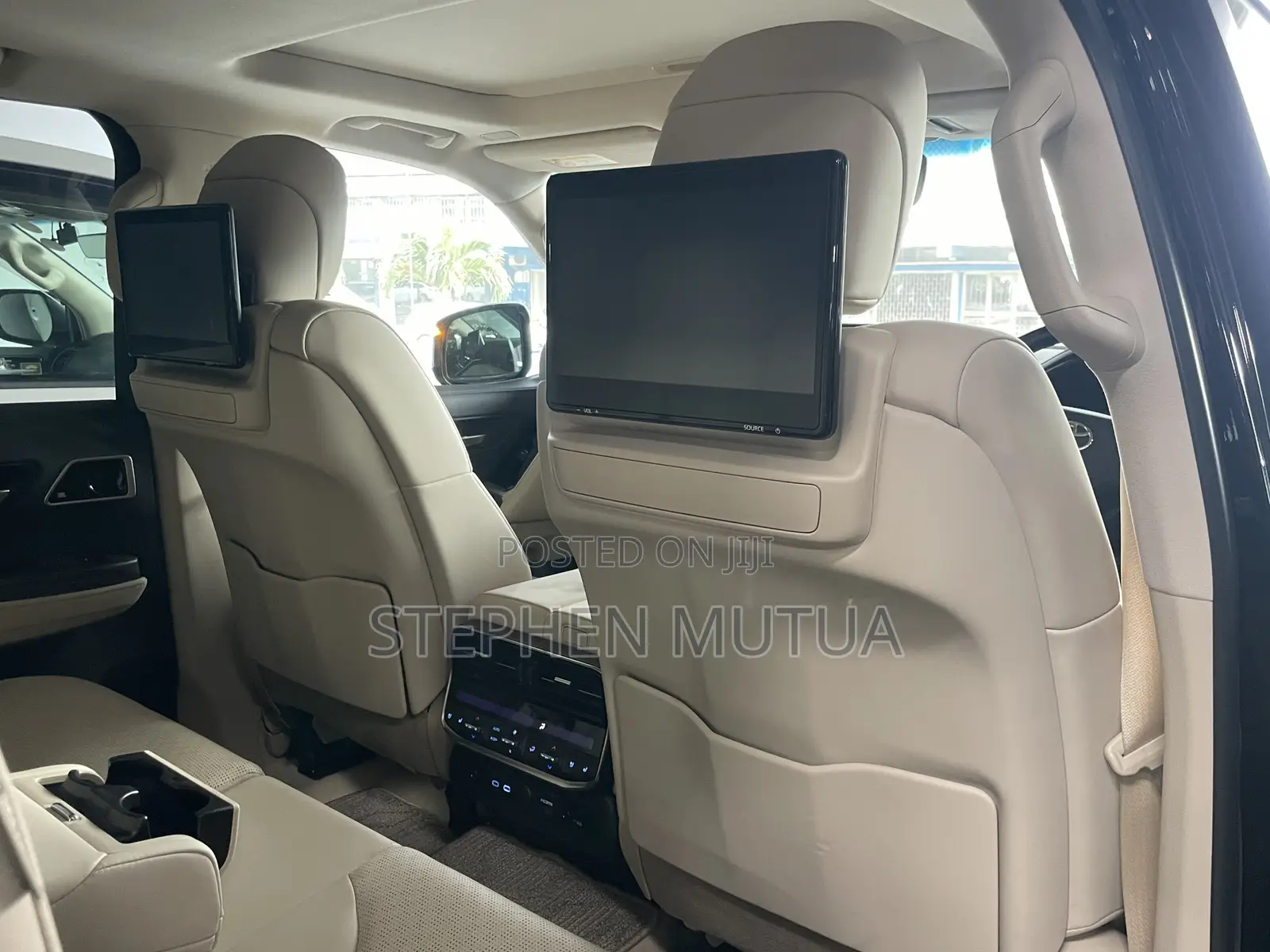 Toyota Land Cruiser LC300 2023 Black