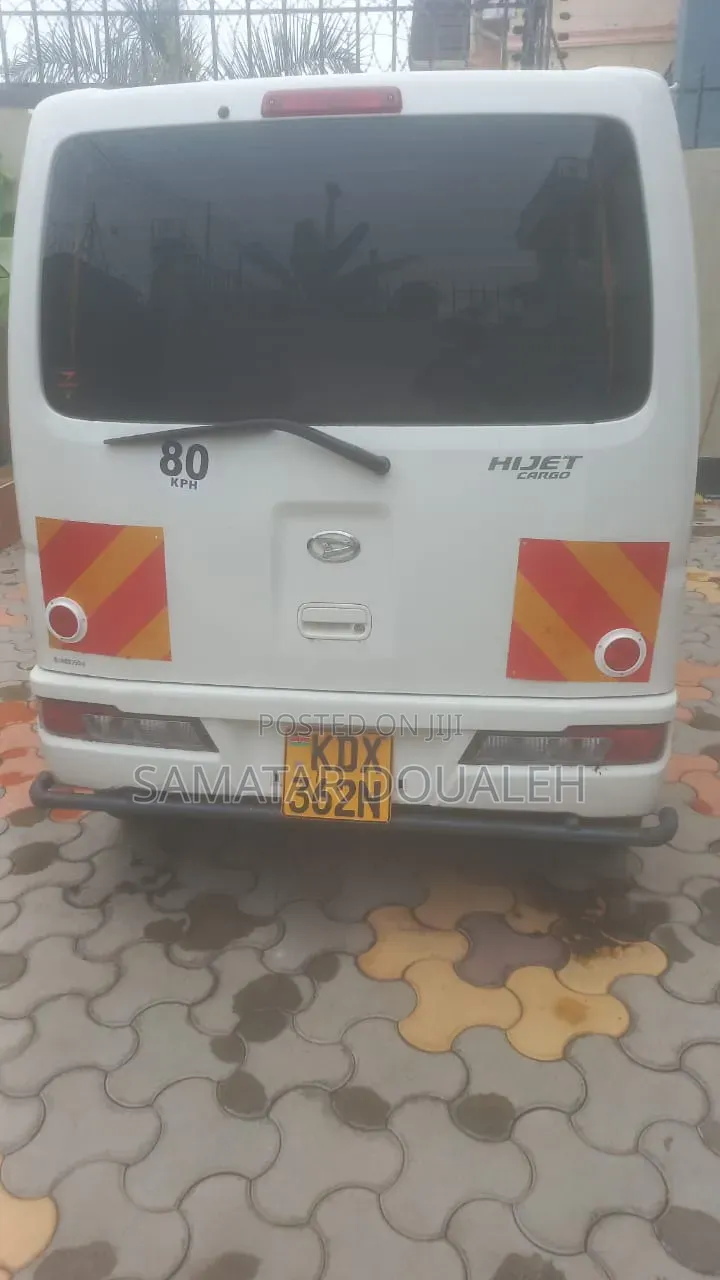 Daihatsu Hijet 2019 White