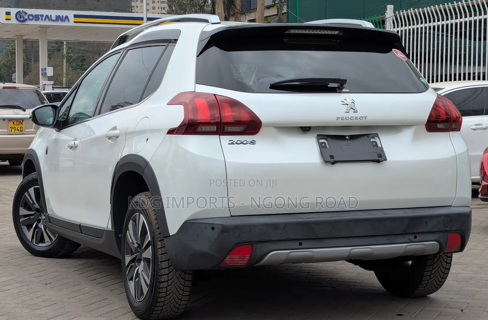 Peugeot 2008 2019 White