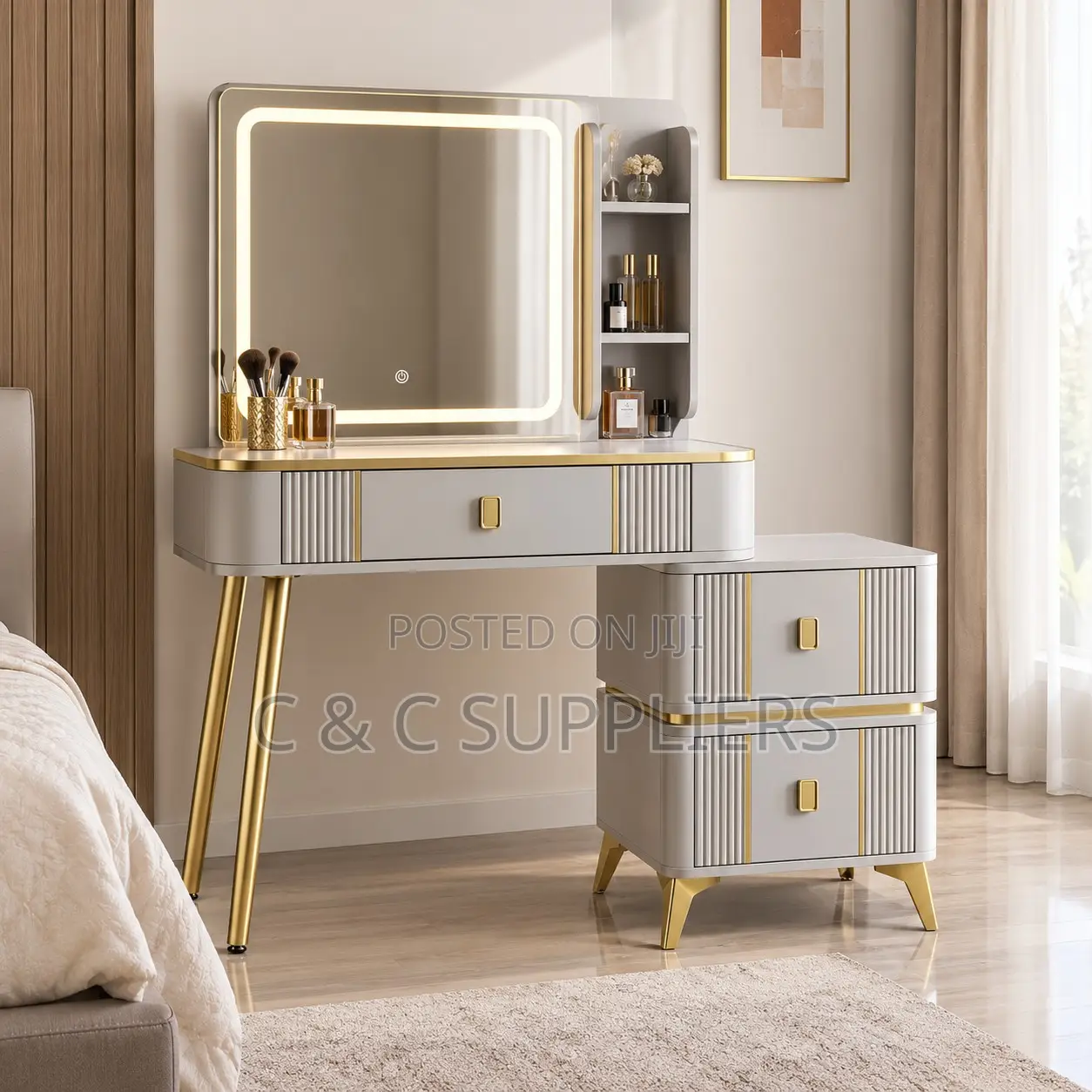 Modern Home Vanity Dressing Table With Mirror