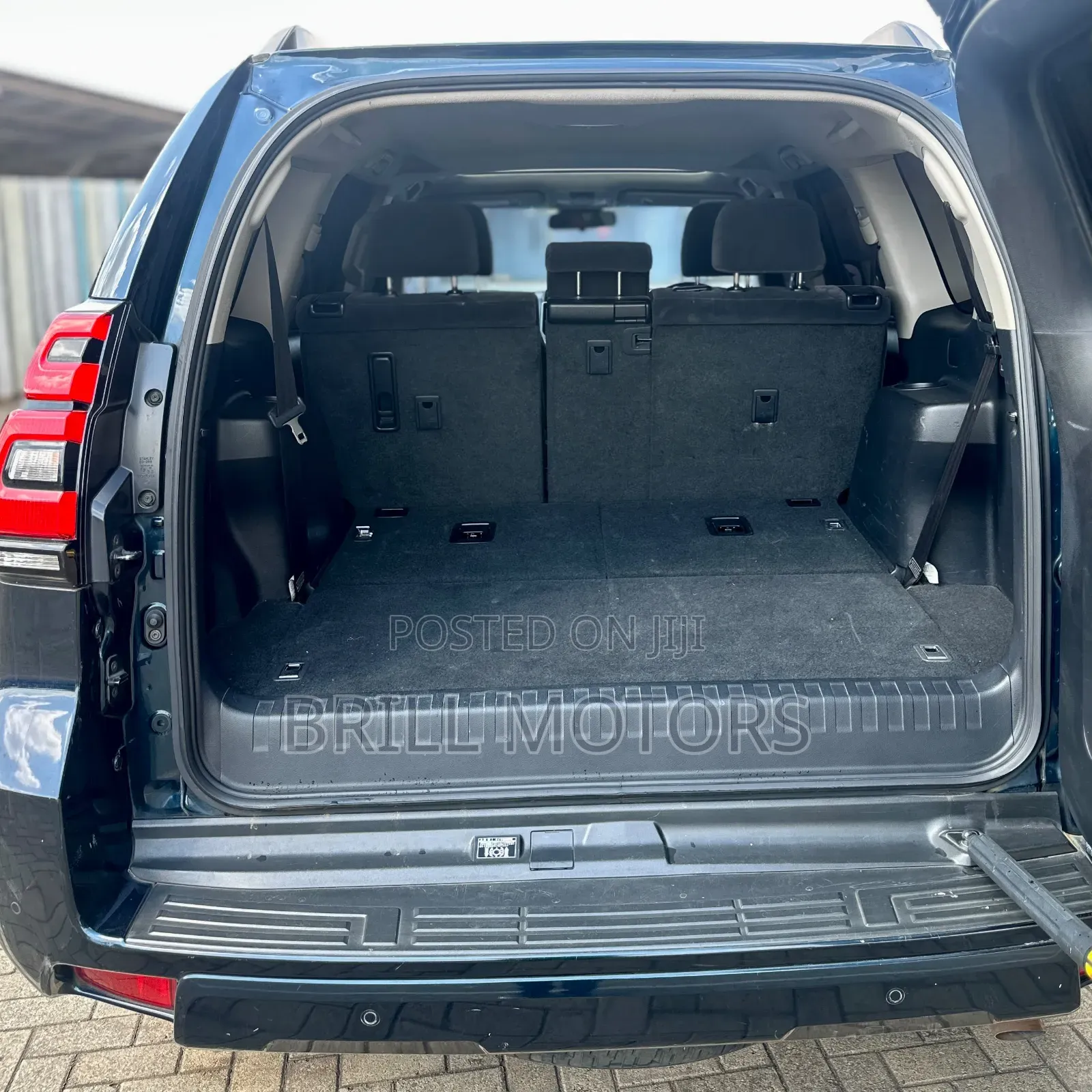 Toyota Land Cruiser Prado 2017 Black