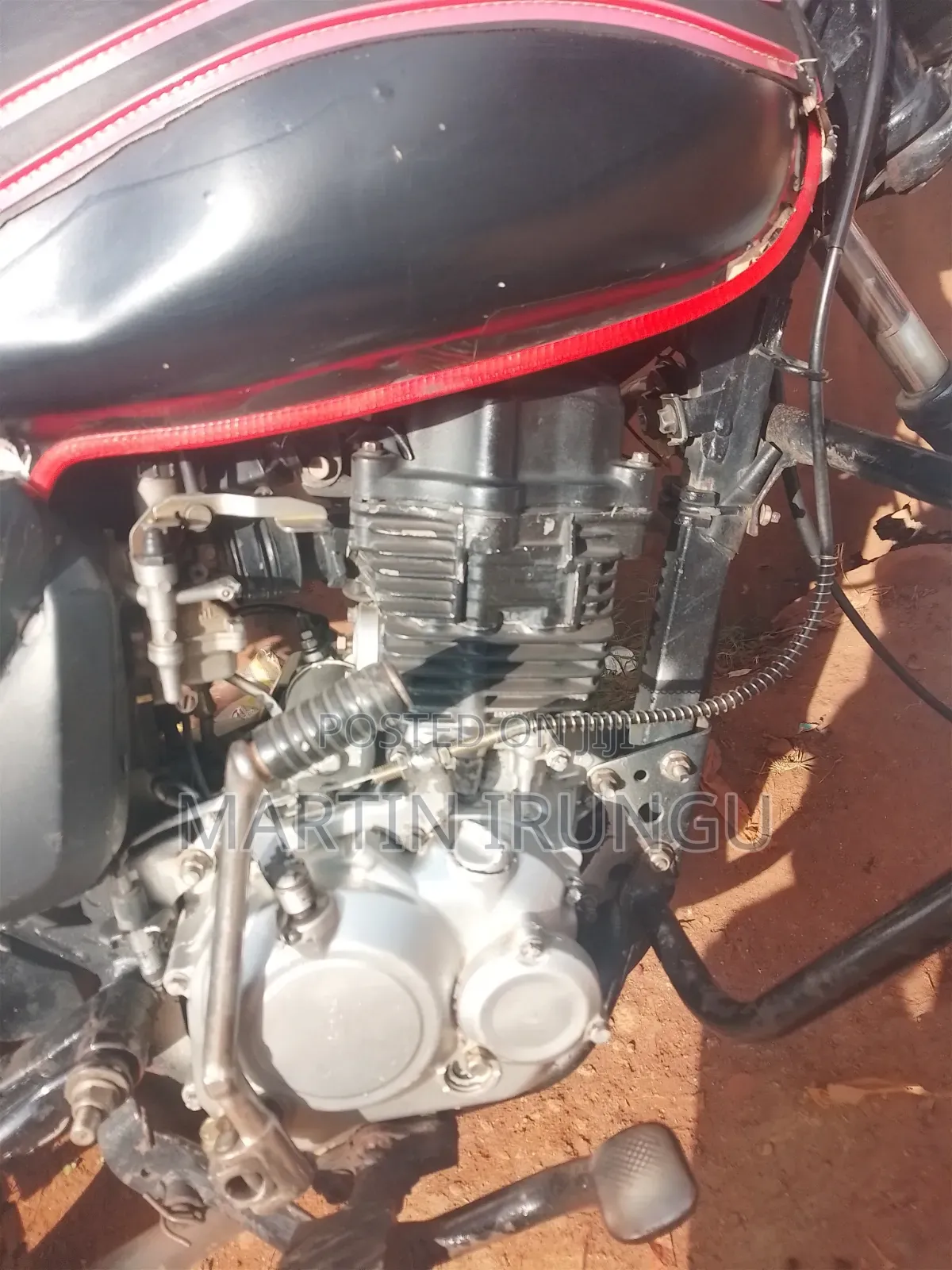 Bajaj Boxer 150 UG 2022 White