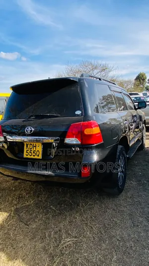 Toyota Land Cruiser 2014 Black
