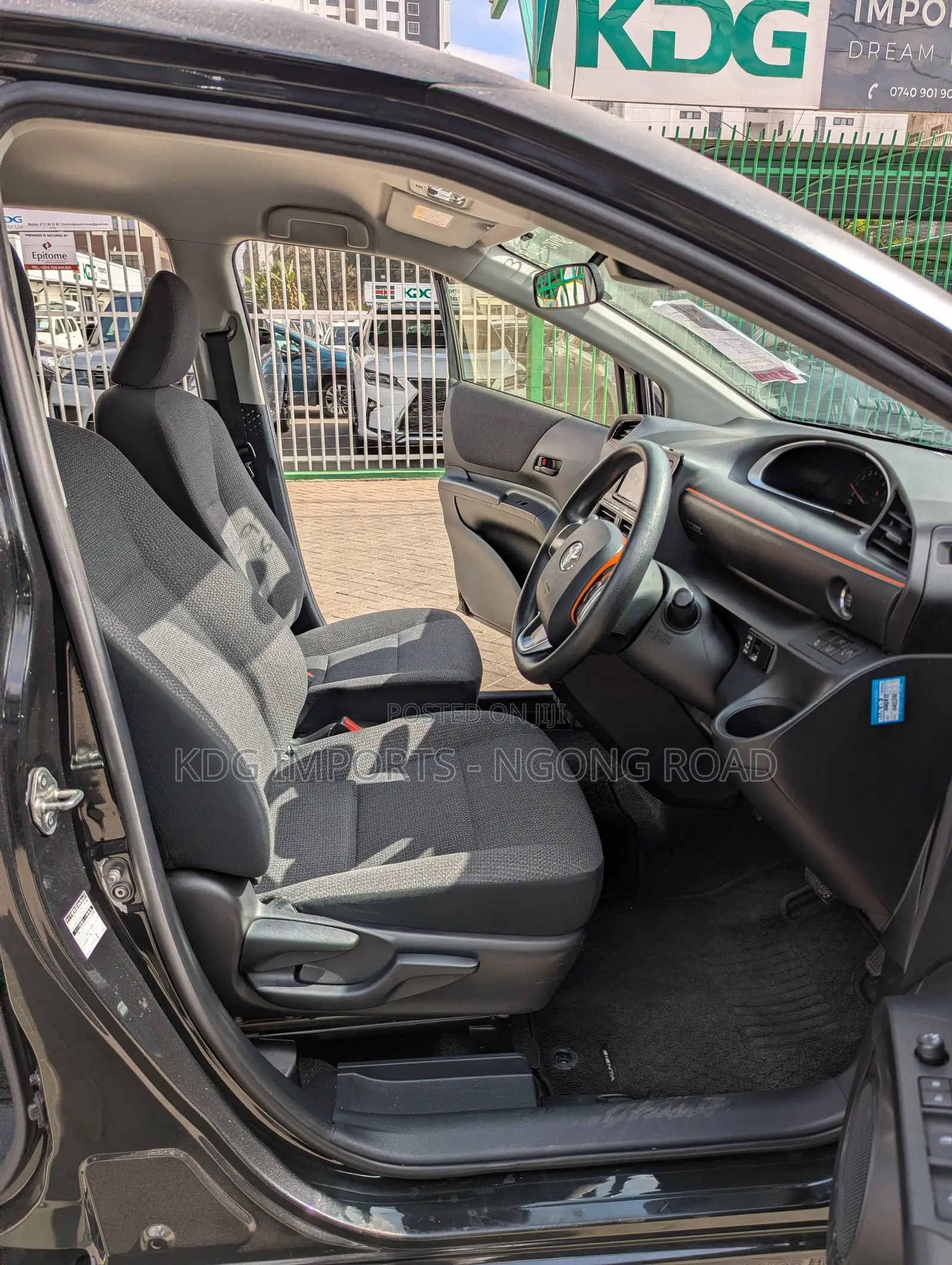 Toyota Sienta 2019 Black