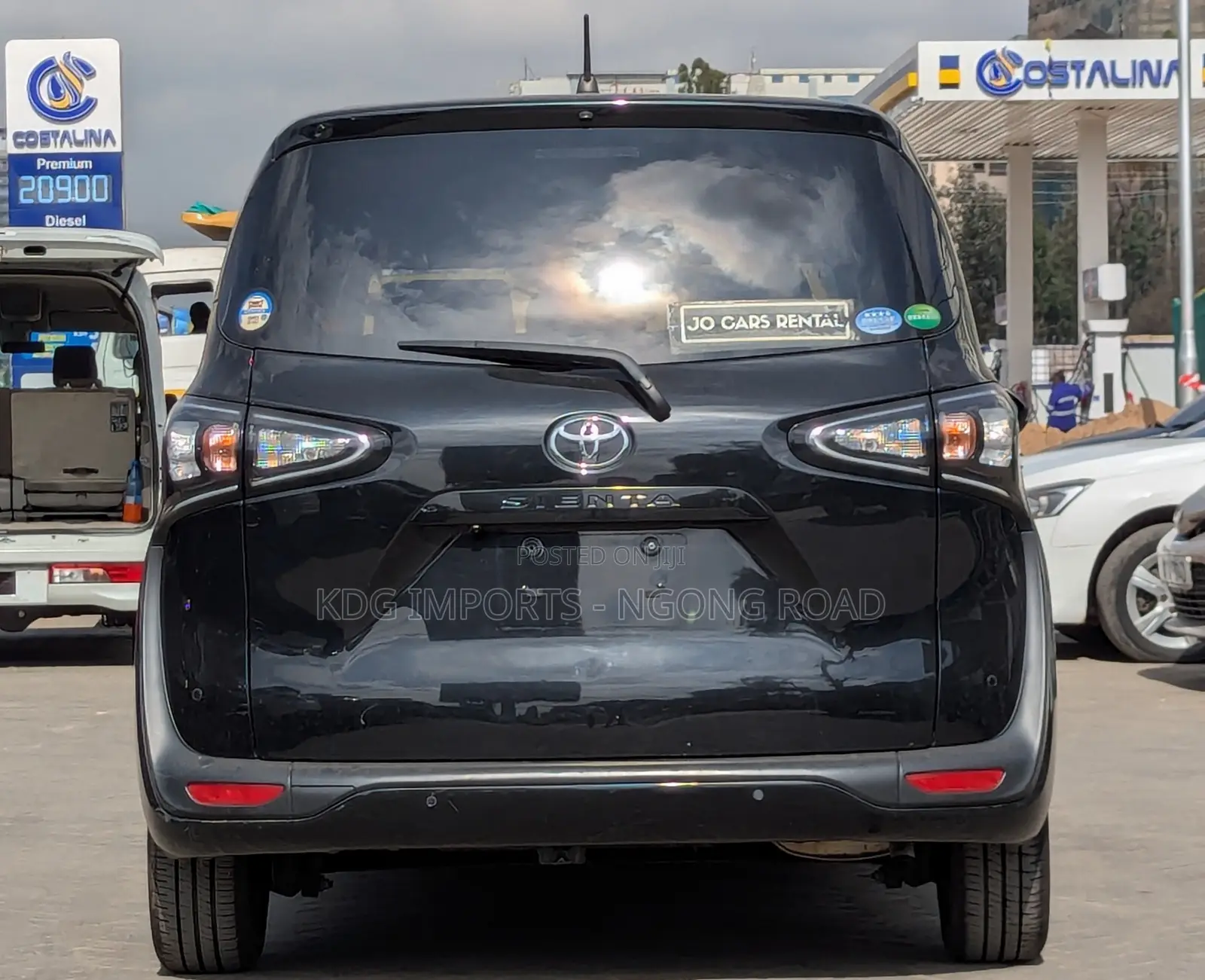 Toyota Sienta 2019 Black