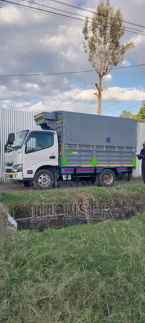 Toyota Dyna 2020 White