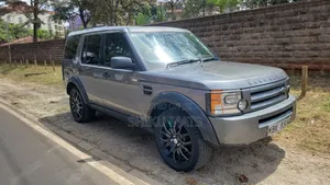 Land Rover Discovery 2009 Gray