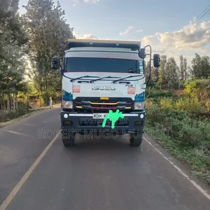 ISUZU Tipper