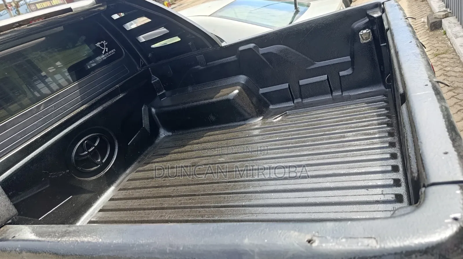 Toyota Hilux 2009 Gray