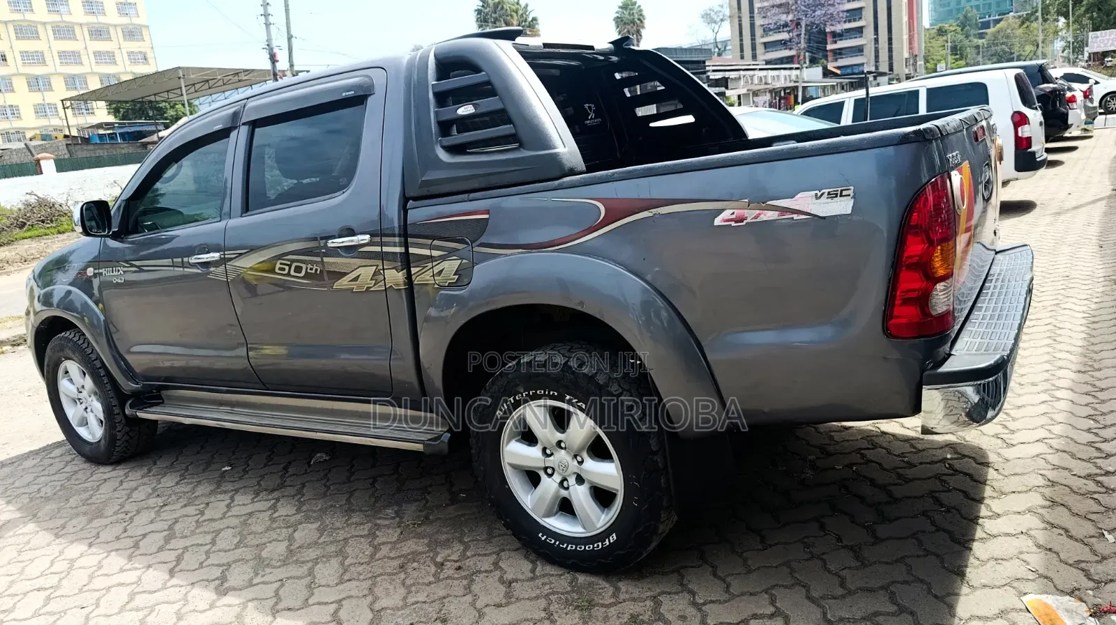 Toyota Hilux 2009 Gray