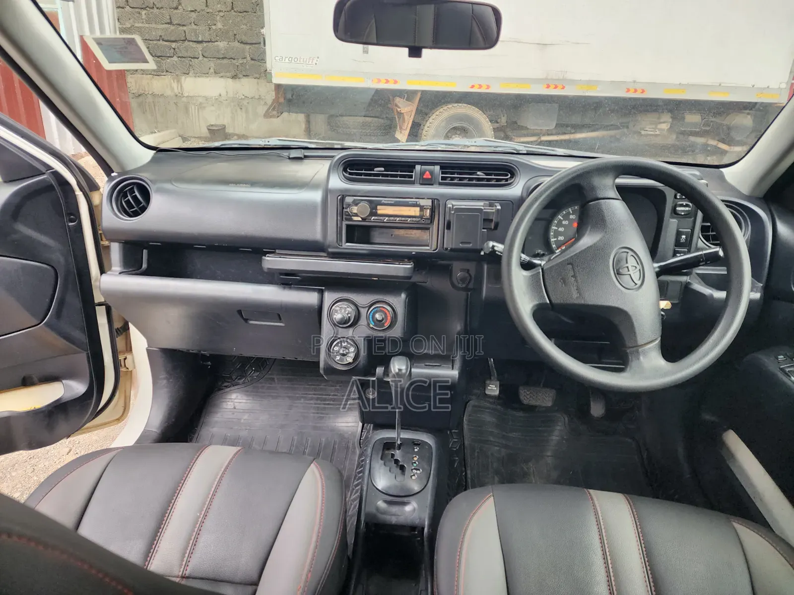 Toyota Probox 1.5 F 2WD 2015 White