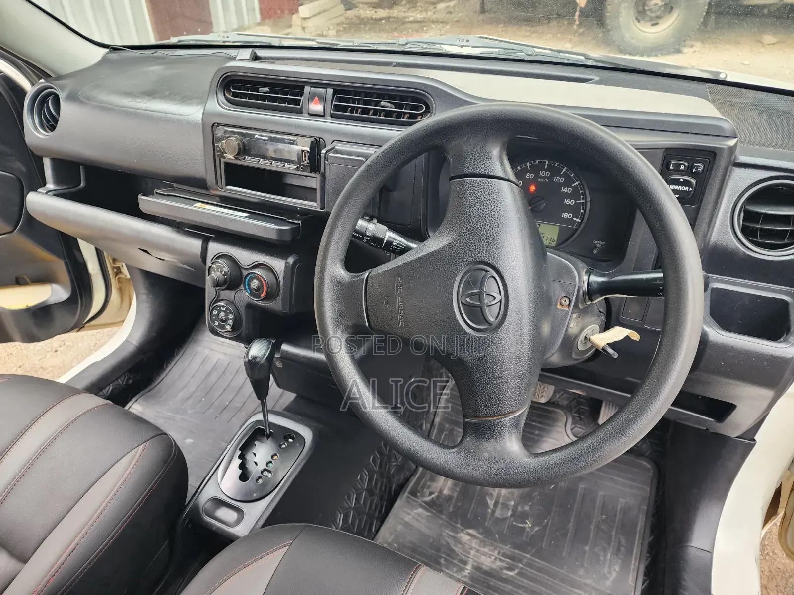 Toyota Probox 1.5 F 2WD 2015 White