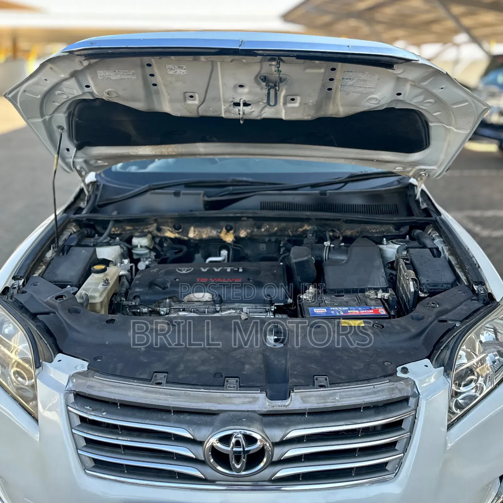 Toyota Vanguard 2011 White