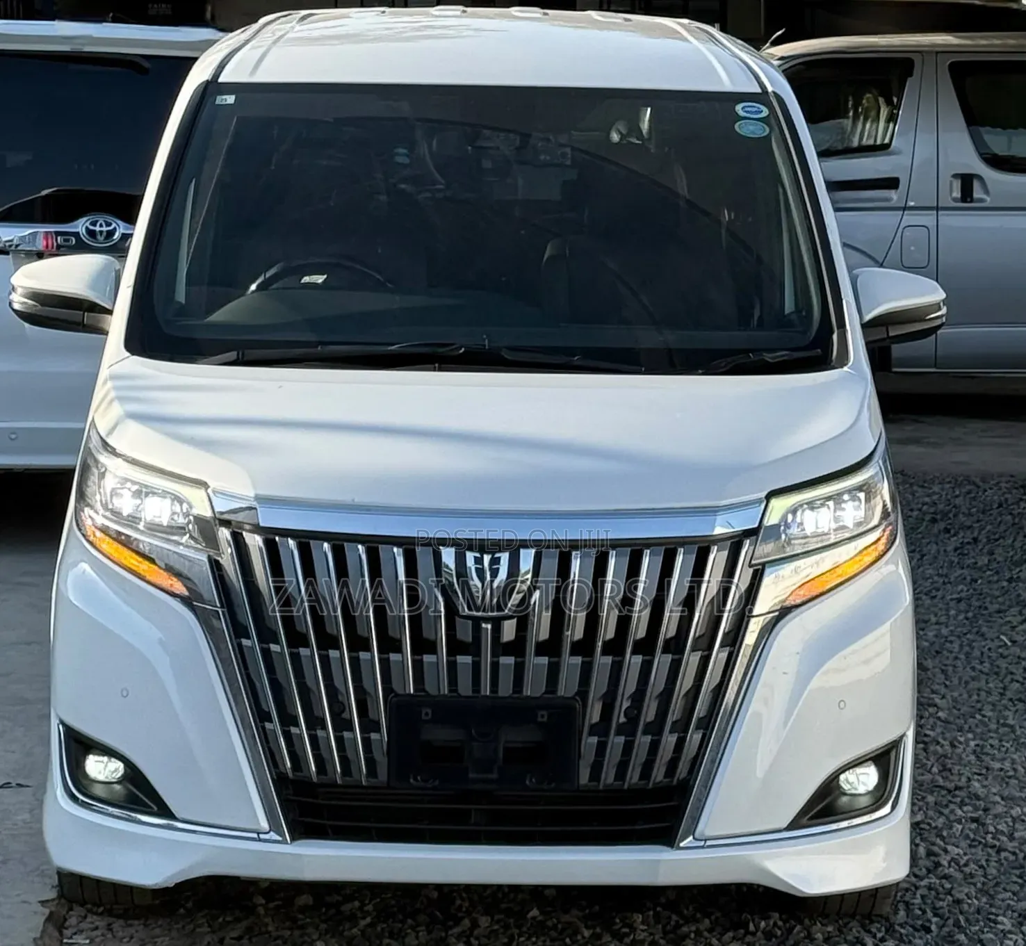 Toyota Esquire 2.0 AWD (7 seater) 2019 White