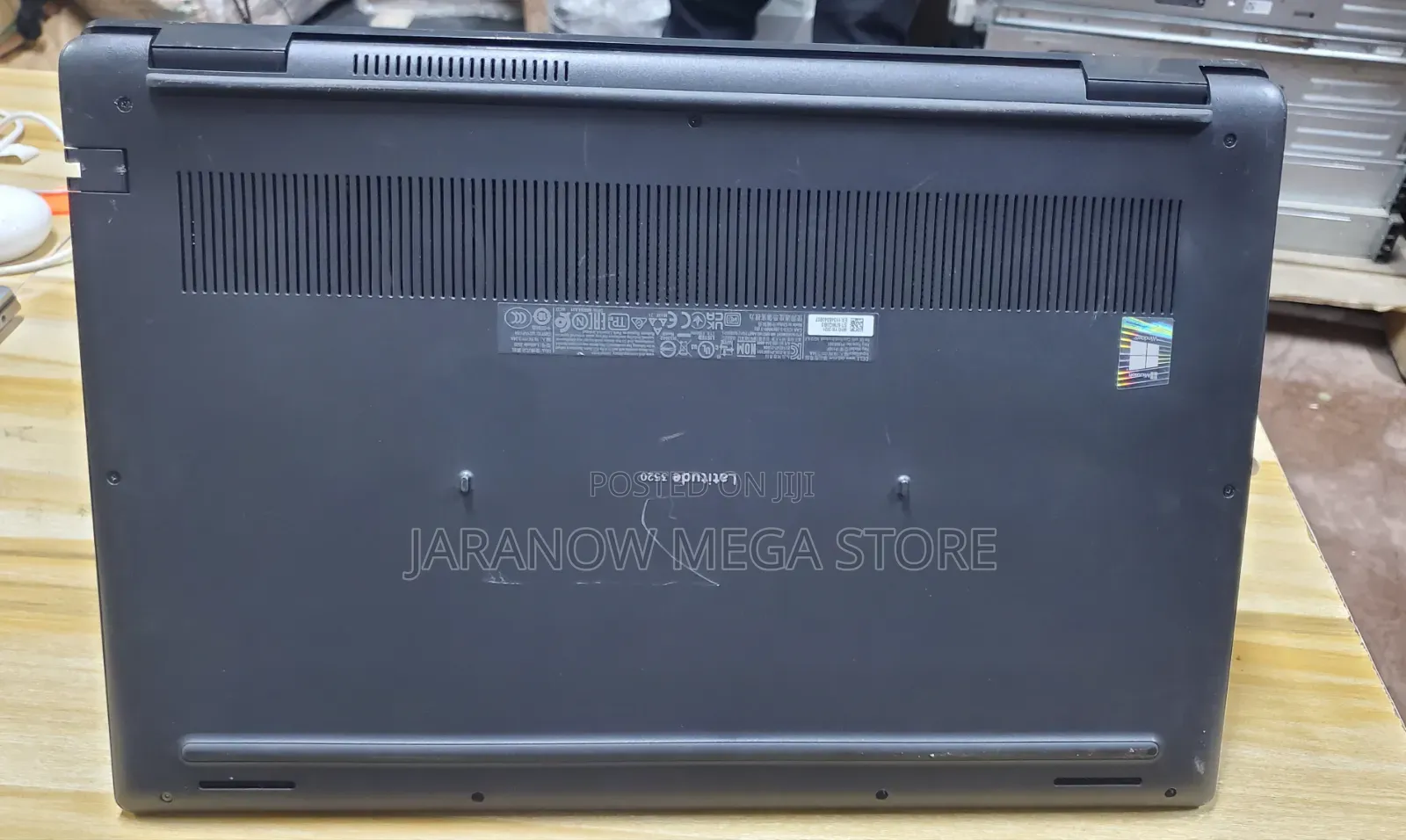 Laptop Dell Latitude 3520 8GB Intel Core i5 SSD 256GB