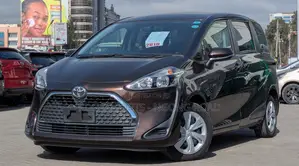Toyota Sienta 2019