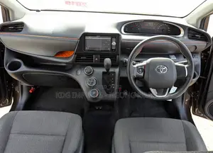 Toyota Sienta 2019