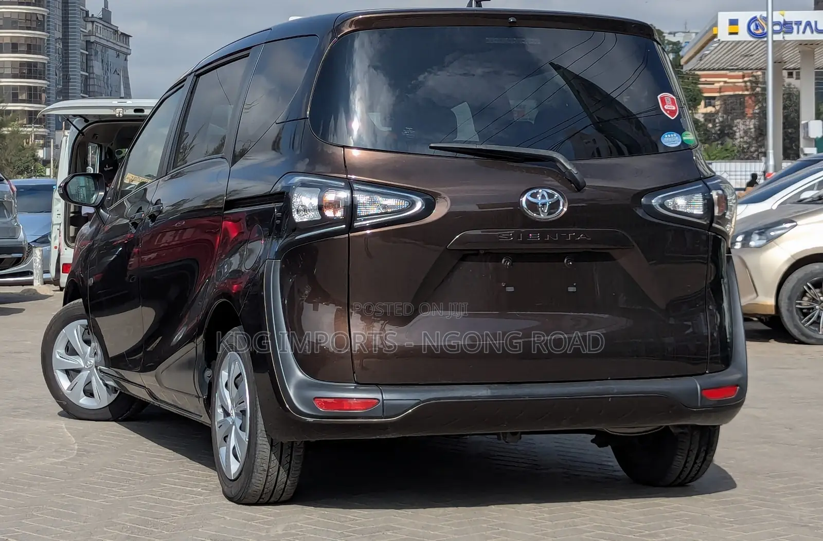Toyota Sienta 2019