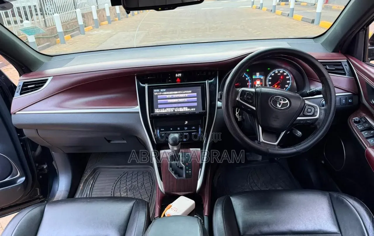 Toyota Harrier 2016 Black