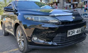 Toyota Harrier 2.0 2015 Black