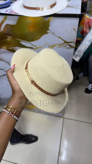 Summer Beach Sun Hat With Elegant Leather Belt Buckle