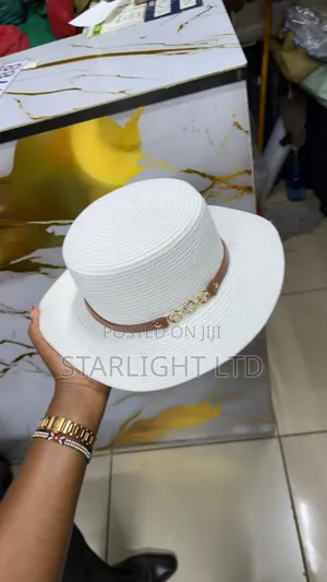 Summer Beach Sun Hat With Elegant Leather Belt Buckle