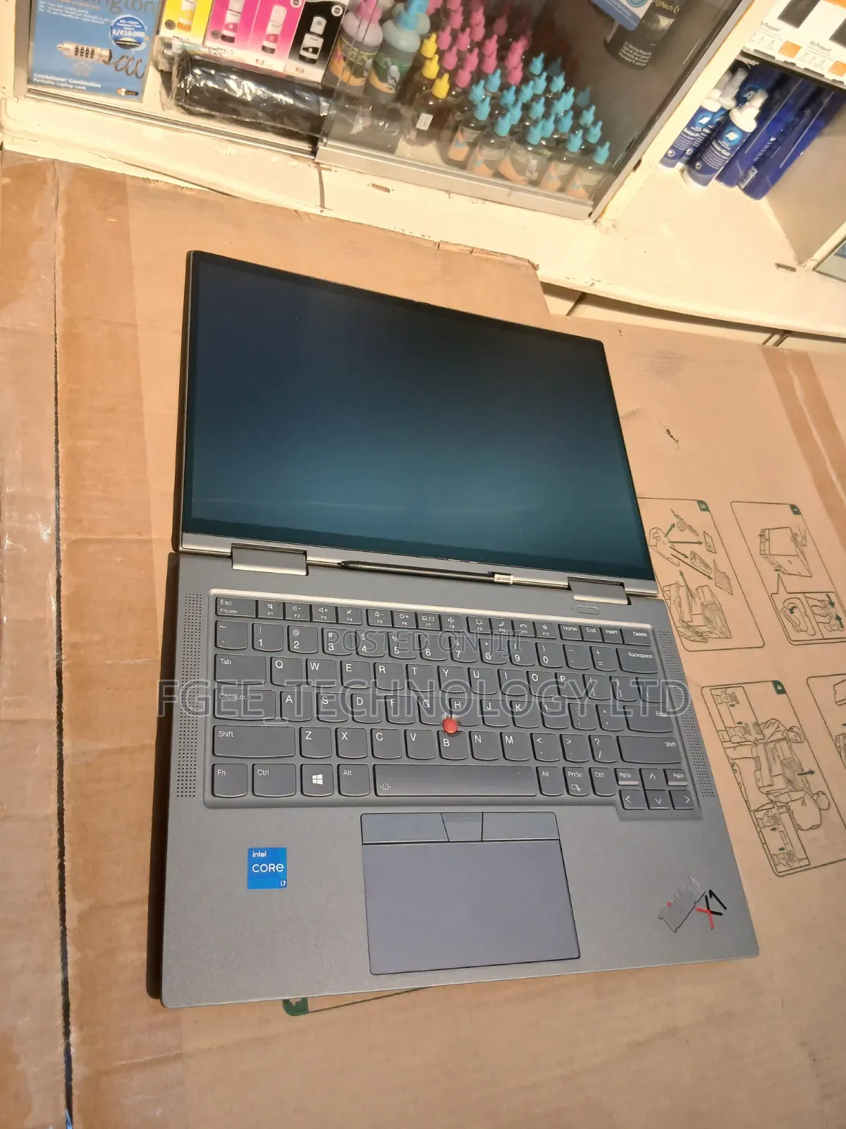 Laptop Lenovo ThinkPad X1 Yoga 32GB Intel Core i7 SSD 512GB