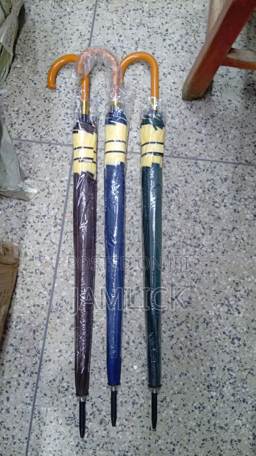 Brown Handle Big Umbrella - RD