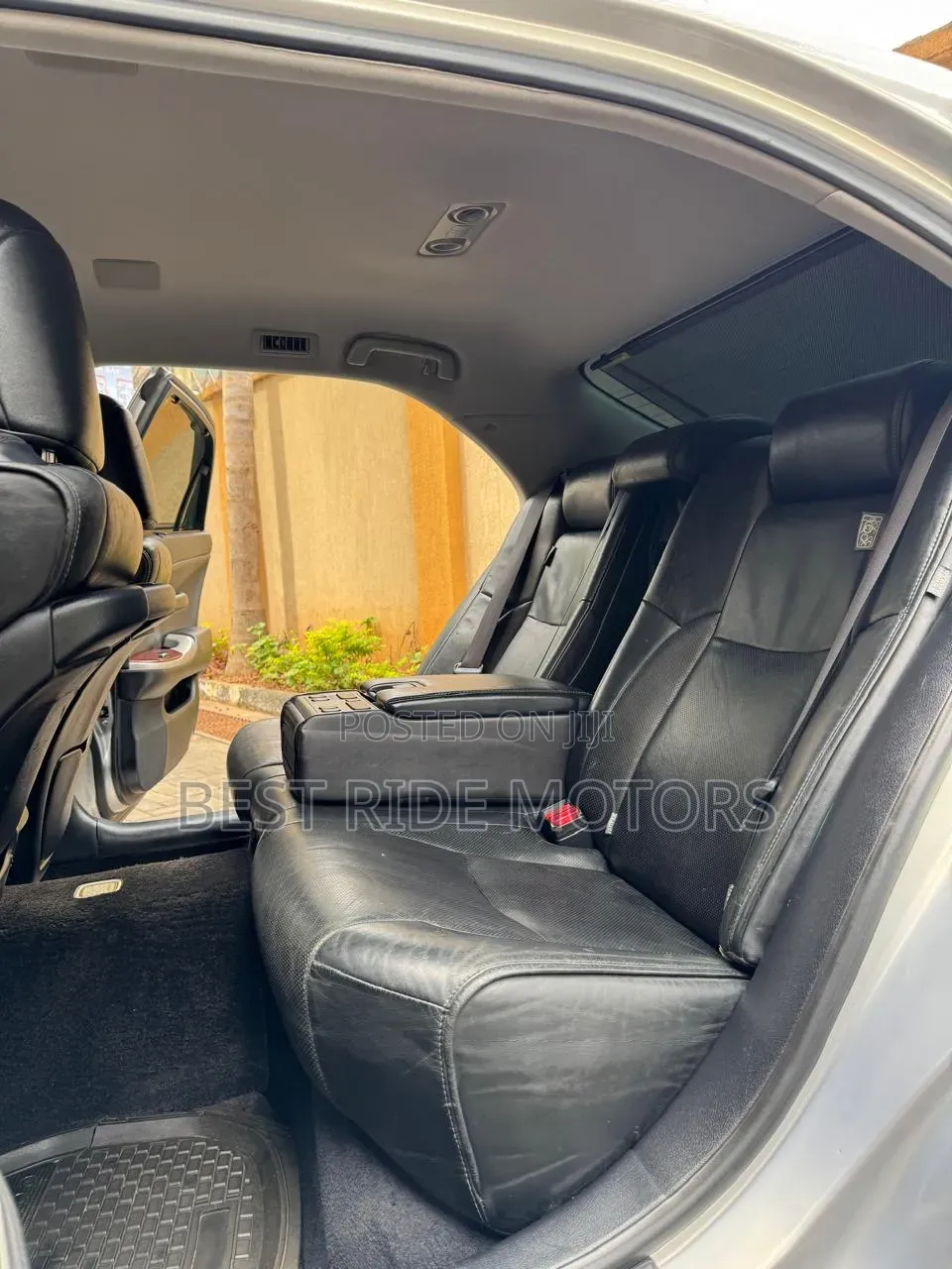 Toyota Crown Majesta 4.6 RWD 2012 Silver