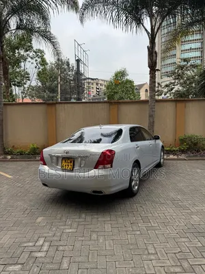 Toyota Crown Majesta 4.6 RWD 2012 Silver
