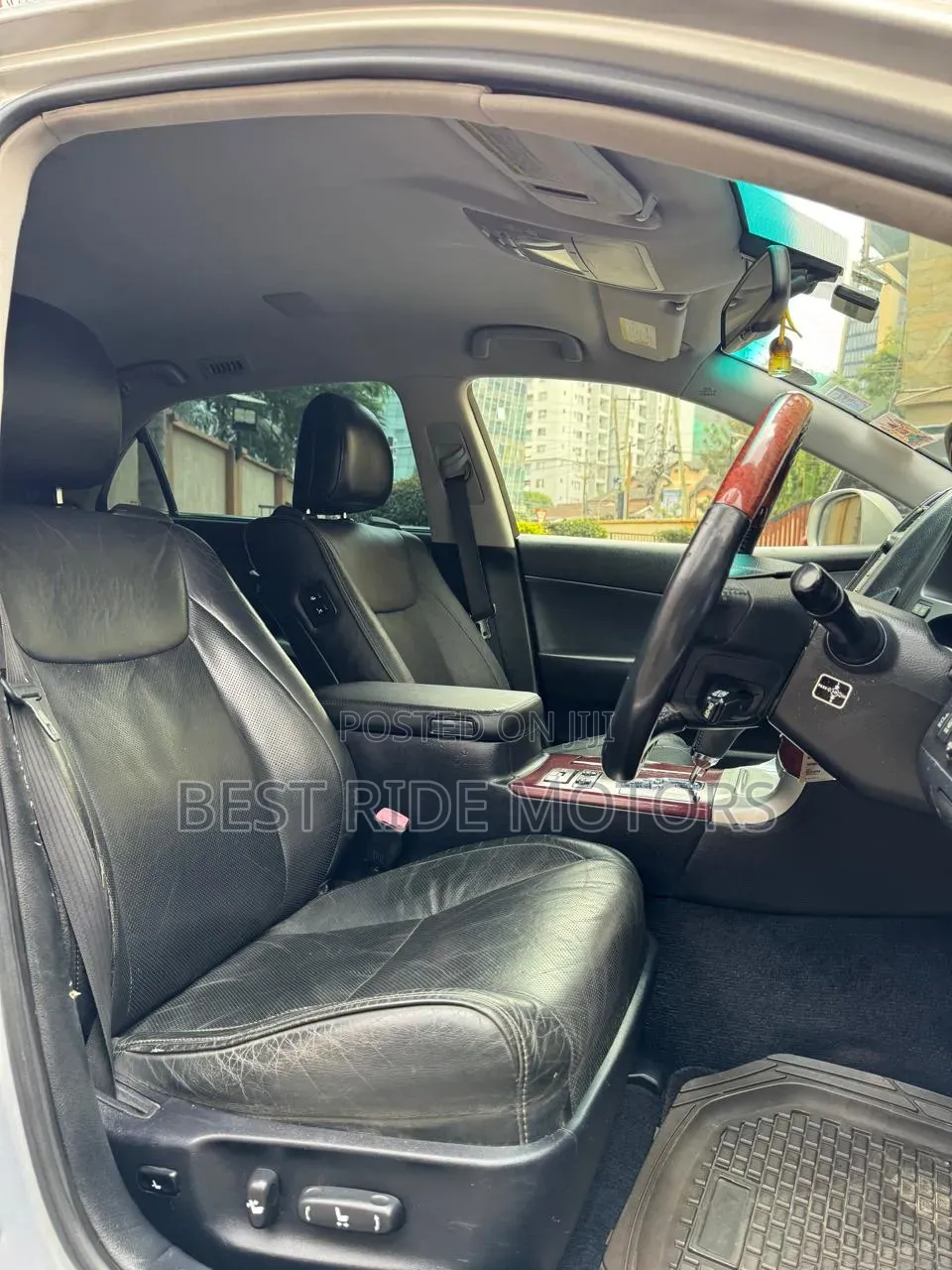 Toyota Crown Majesta 4.6 RWD 2012 Silver