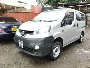 Nissan NP200 2018 Silver