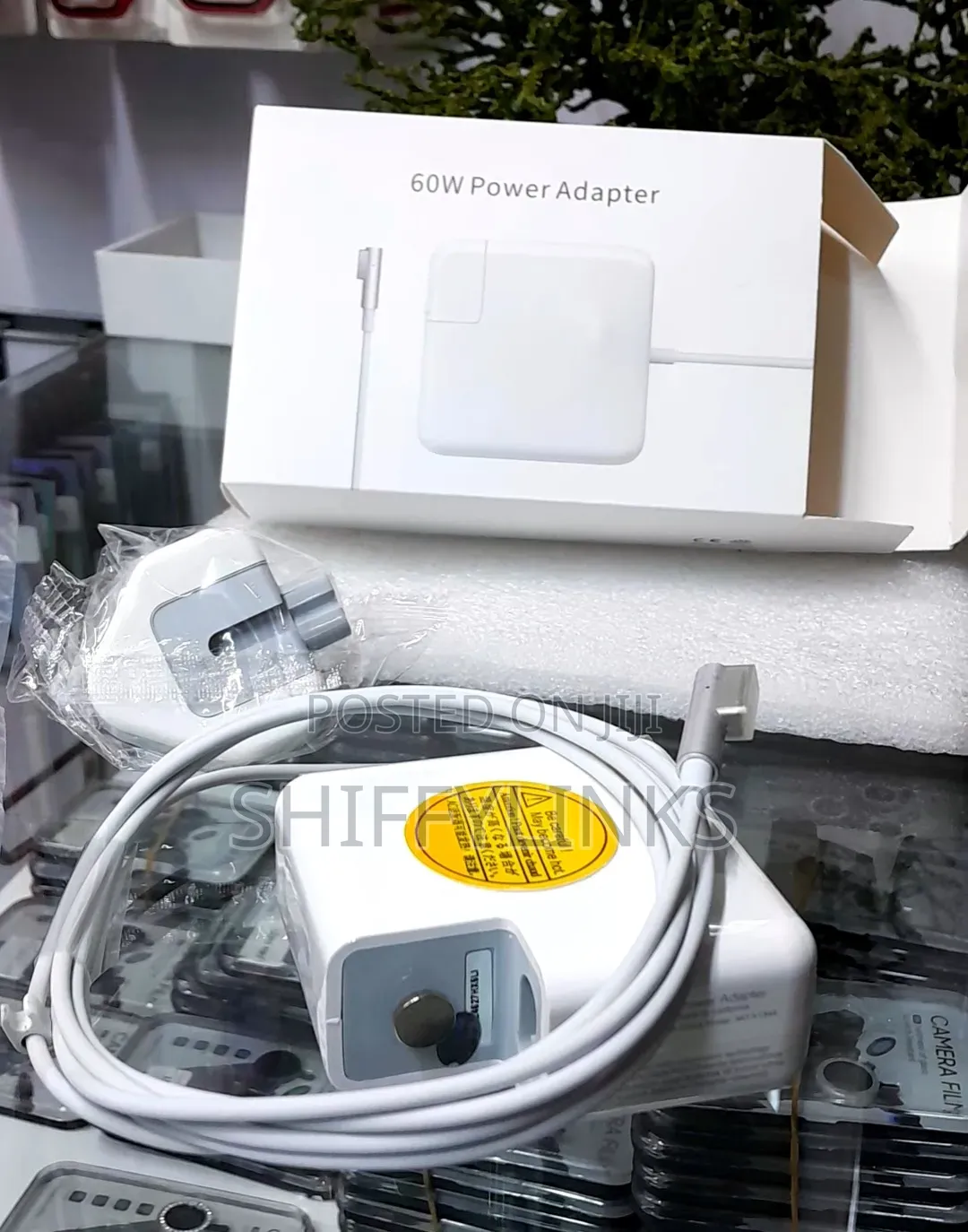 Apple 60W MagSafe Power Adapter (L-Tip Connector)