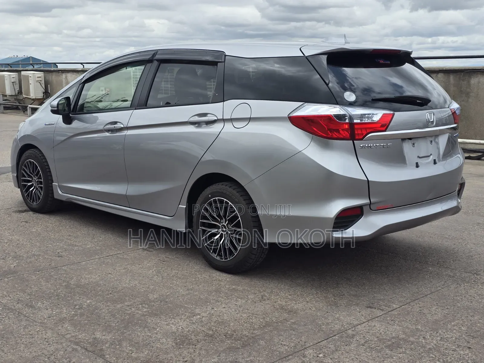 Honda Fit Shuttle 1.5 Hybrid 2WD 2019 Silver