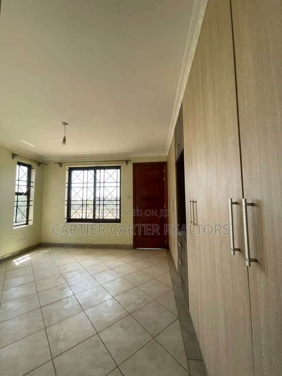 5bdrm Townhouse / Terrace in Syokimau, Gateway Mall Area for rent
