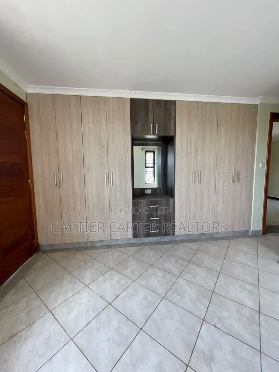 5bdrm Townhouse / Terrace in Syokimau, Gateway Mall Area for rent