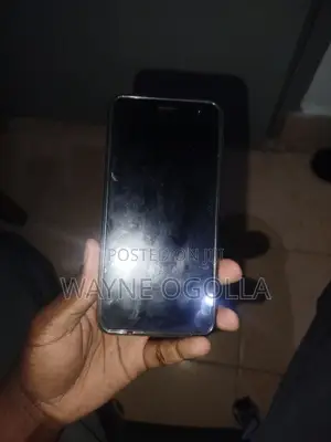 Neon Ultra 32 GB Black