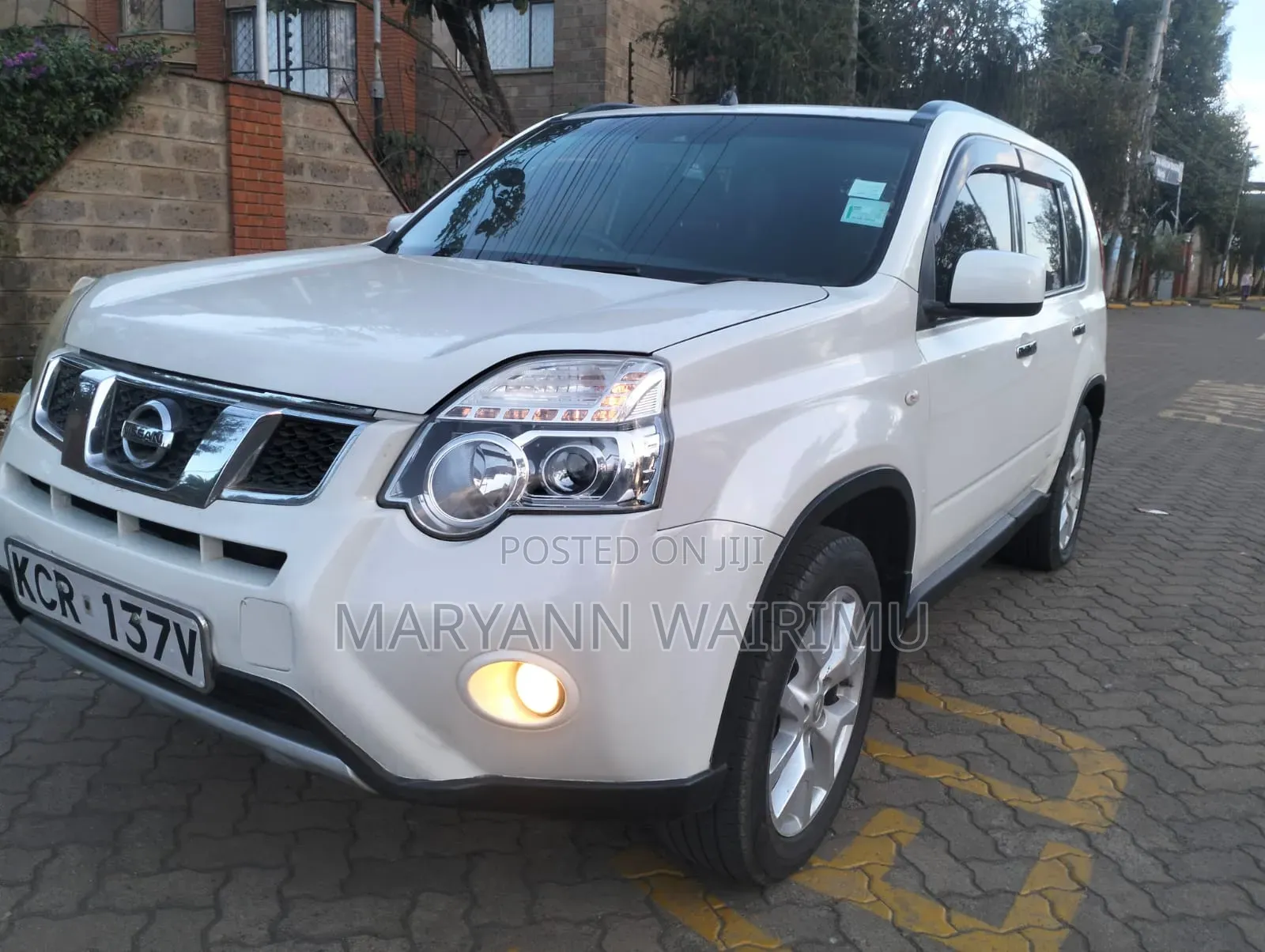 Nissan X-Trail 2012 White